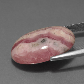 13.24カラットの天然マルチカラーロードクロサイト、オーバルカット、オペーク