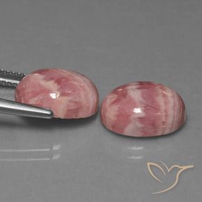Shop natural 12.72ct マルチカラー ロードクロサイト gems, 楕円形, from 南アフリカ at GemSelect. In stock, global shipping!