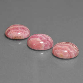 カラットの天然マルチカラーロードクロサイト（12.2×10.1 mm・オーバルカット）