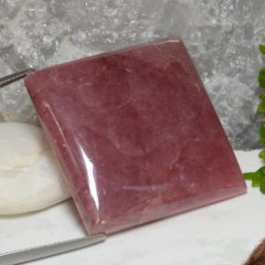 112.21カラットの天然マルチカラーロードクロサイト、四角形、半透明