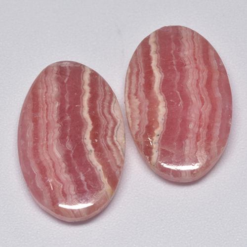 20.55カラットの天然マルチローズピンクロードクロサイト（18.5×11.9 mm・オーバルカット）
