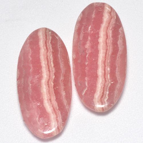 5.99カラットの天然マルチローズピンクロードクロサイト（19.1×8.4 mm・オーバルカット）