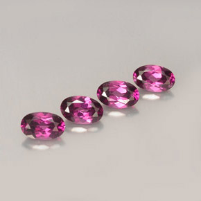 カラットの天然紫がかったピンクロードライトガーネット（5×3.2 mm・オーバルカット）