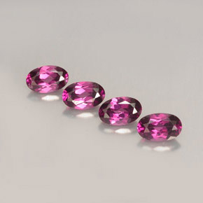 カラットの天然紫がかったピンクロードライトガーネット（5×3.2 mm・オーバルカット）