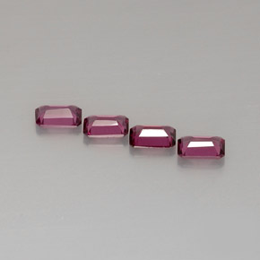 カラットの天然紫がかったピンクロードライトガーネット（6×4 mm・エメラルドカット）