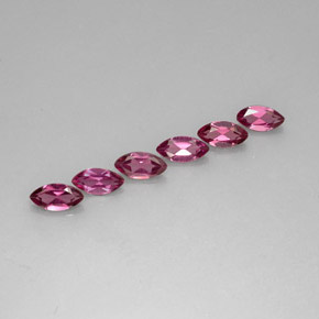 カラットの天然ピンクがかった紫ロードライトガーネット（7.2×3.8 mm・マーキス）