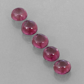 カラットの天然ラズベリーレッドロードライトガーネット（4.83 mm・透明）
