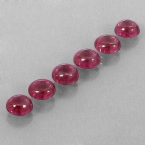 カラットの天然ラズベリーレッドロードライトガーネット（5.6×5 mm・透明）