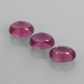 カラットの天然ラズベリーレッドロードライトガーネット（6×4.4 mm・透明）