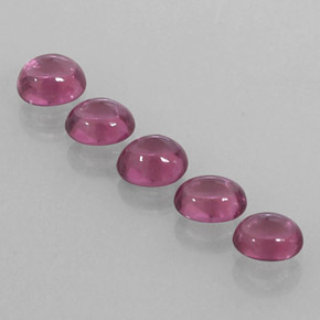 カラットの天然ラズベリーレッドロードライトガーネット（5.1×4.2 mm・透明）