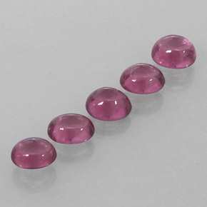 カラットの天然ラズベリーレッドロードライトガーネット（5.1×4.2 mm・透明）