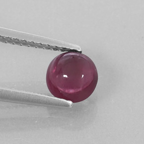 1.19カラットの天然ラズベリーレッドロードライトガーネット（5.69 mm・透明）