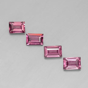 カラットの天然ラズベリーレッドロードライトガーネット（6×4 mm・バゲット）