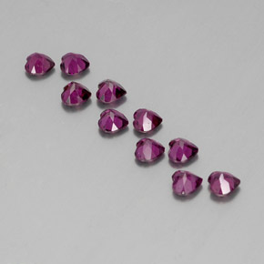カラットの天然ラズベリーレッドロードライトガーネット（3.9×3.8 mm・ハート型）