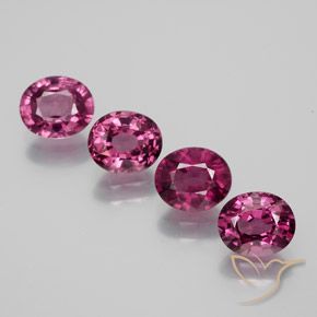 Shop natural 3.58ct ラズベリーレッド ロードライトガーネット gems, 楕円形, from モザンビーグ at GemSelect. In stock, global shipping!