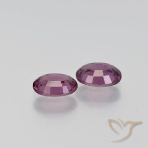 Shop natural 1.95ct グレープ ロードライトガーネット gems, 楕円形, from モザンビーグ at GemSelect. In stock, global shipping!