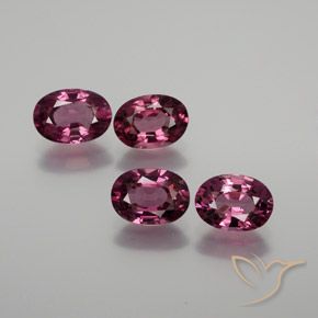 Shop natural 3.77ct ラズベリーレッド ロードライトガーネット gems, 楕円形, from タンザニア at GemSelect. In stock, global shipping!