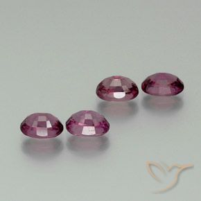 Shop natural 4.72ct ラズベリーレッド ロードライトガーネット gems, 楕円形, from タンザニア at GemSelect. In stock, global shipping!