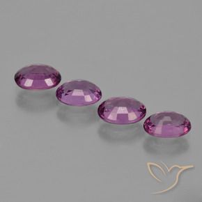 Shop natural 3.79ct ディープパープル ロードライトガーネット gems, 楕円形, from モザンビーグ at GemSelect. In stock, global shipping!