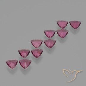 Shop natural 4.22ct ラズベリーレッド ロードライトガーネット gems, トリリオン, from モザンビーグ at GemSelect. In stock, global shipping!