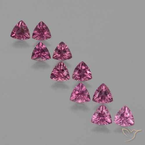 Shop natural 4.58ct 濃いピンクベリーパープル ロードライトガーネット gems, トリリオン, from モザンビーグ at GemSelect. In stock, global shipping!
