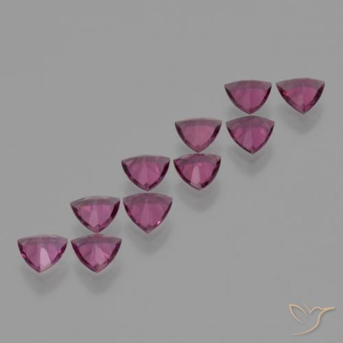Shop natural 4.58ct 濃いピンクベリーパープル ロードライトガーネット gems, トリリオン, from モザンビーグ at GemSelect. In stock, global shipping!
