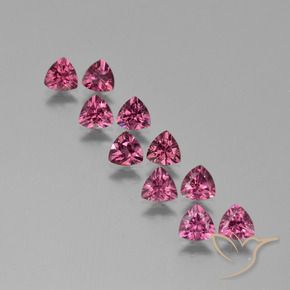Shop natural 4.62ct ミディアムパープル ロードライトガーネット gems, トリリオン, from モザンビーグ at GemSelect. In stock, global shipping!