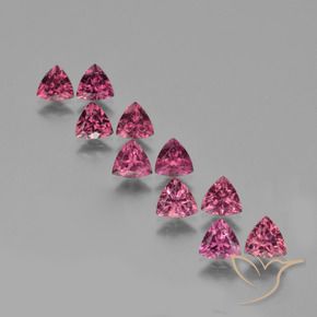 Shop natural 5.43ct マゼンタピンク ロードライトガーネット gems, トリリオン, from モザンビーグ at GemSelect. In stock, global shipping!