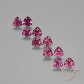 Shop natural 4.52ct 濃いマゼンタピンク ロードライトガーネット gems, トリリオン, from モザンビーグ at GemSelect. In stock, global shipping!