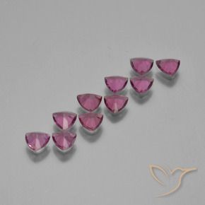 Shop natural 4.52ct 濃いマゼンタピンク ロードライトガーネット gems, トリリオン, from モザンビーグ at GemSelect. In stock, global shipping!