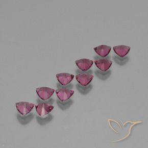 Shop natural 4.71ct マゼンタピンク ロードライトガーネット gems, トリリオン, from モザンビーグ at GemSelect. In stock, global shipping!