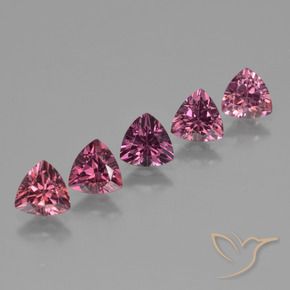 Shop natural 2.58ct ピンクベリーパープル ロードライトガーネット gems, トリリオン, from モザンビーグ at GemSelect. In stock, global shipping!