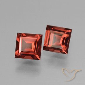 Shop natural 1.40ct ミディアムレッド ロードライトガーネット gems, 四角形, from モザンビーグ at GemSelect. In stock, global shipping!