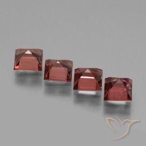 Shop natural 3.18ct メルローレッド ロードライトガーネット gems, 四角形, from モザンビーグ at GemSelect. In stock, global shipping!