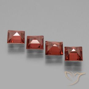 Shop natural 3.01ct ディープレッド ロードライトガーネット gems, 四角形, from モザンビーグ at GemSelect. In stock, global shipping!