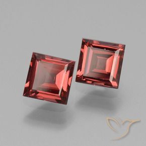 Shop natural 1.58ct 濃いブリックレッド ロードライトガーネット gems, 四角形, from モザンビーグ at GemSelect. In stock, global shipping!