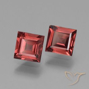 Shop natural 1.52ct ディープレッド ロードライトガーネット gems, 四角形, from モザンビーグ at GemSelect. In stock, global shipping!