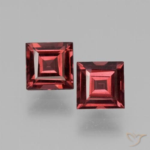 Shop natural 1.56ct ダークレッド ロードライトガーネット gems, 四角形, from モザンビーグ at GemSelect. In stock, global shipping!