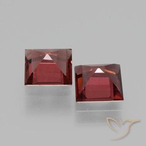 Shop natural 1.56ct ダークレッド ロードライトガーネット gems, 四角形, from モザンビーグ at GemSelect. In stock, global shipping!