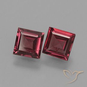 Shop natural 1.36ct ミディアムダークレッド ロードライトガーネット gems, 四角形, from モザンビーグ at GemSelect. In stock, global shipping!