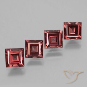 Shop natural 3.07ct クリムゾンレッド ロードライトガーネット gems, 四角形, from モザンビーグ at GemSelect. In stock, global shipping!