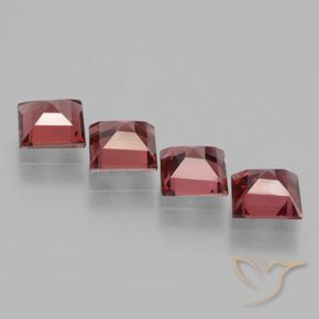 Shop natural 3.07ct クリムゾンレッド ロードライトガーネット gems, 四角形, from モザンビーグ at GemSelect. In stock, global shipping!