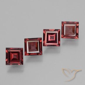 Shop natural 2.55ct ディープレッド ロードライトガーネット gems, 四角形, from モザンビーグ at GemSelect. In stock, global shipping!