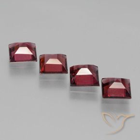 Shop natural 3.02ct ディープレッド ロードライトガーネット gems, 四角形, from モザンビーグ at GemSelect. In stock, global shipping!