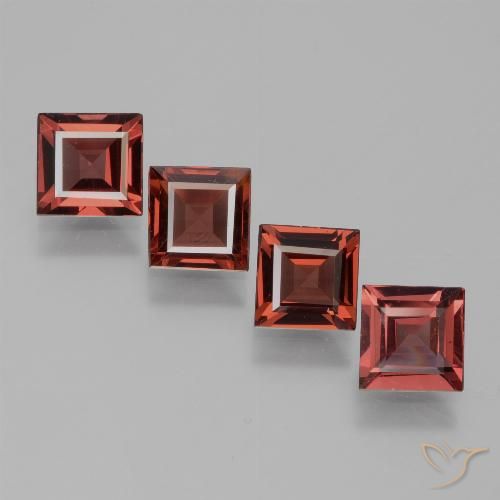 Shop natural 2.58ct ディープレッド ロードライトガーネット gems, 四角形, from モザンビーグ at GemSelect. In stock, global shipping!