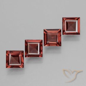 Shop natural 2.80ct ダークレッド ロードライトガーネット gems, 四角形, from モザンビーグ at GemSelect. In stock, global shipping!
