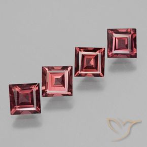 Shop natural 2.71ct ディープレッド ロードライトガーネット gems, 四角形, from モザンビーグ at GemSelect. In stock, global shipping!