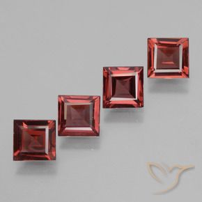 Shop natural 2.46ct ダークレッド ロードライトガーネット gems, 四角形, from モザンビーグ at GemSelect. In stock, global shipping!