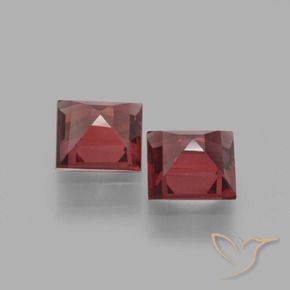 Shop natural 1.33ct ディープレッド ロードライトガーネット gems, 四角形, from モザンビーグ at GemSelect. In stock, global shipping!