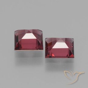 Shop natural 1.53ct スカーレットレッド ロードライトガーネット gems, 四角形, from モザンビーグ at GemSelect. In stock, global shipping!